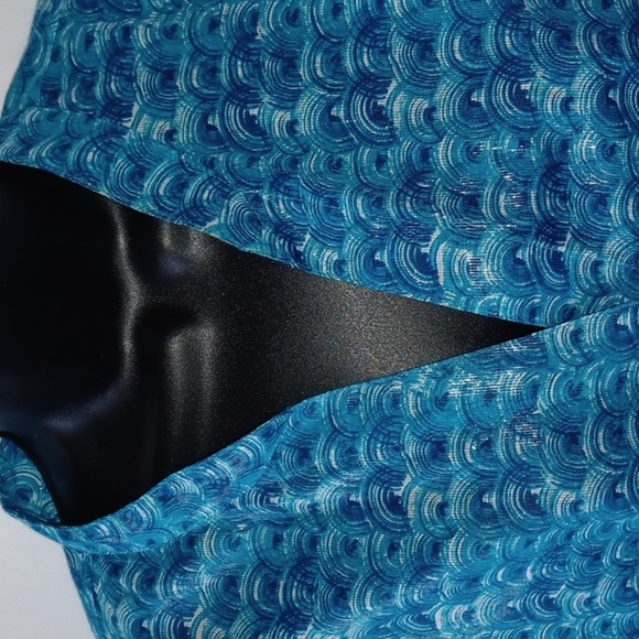 Heart of Palms Abstract Turquoise Top or jacket,  button & waist tie, shiny - Picture 2 of 7